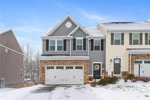 150 Black Oak Ln, Mcdonald, PA 15057