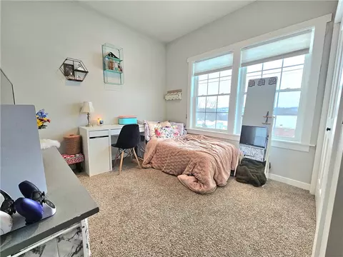 Bedroom - 300 7th Ave, New Eagle, PA 15067 photo 3 of 5