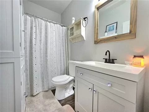 Bath - 300 7th Ave, New Eagle, PA 15067 photo 2 of 2