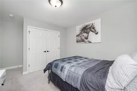 572 E Vanderbilt Dr, Mars, PA 16046 photo 22