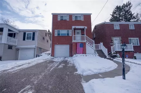 2962 Harmening Ave, Pittsburgh, PA 15227