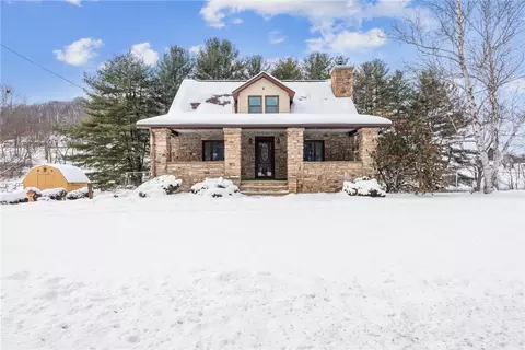 711 Pleasant Valley Rd, Connellsville, PA 15425
