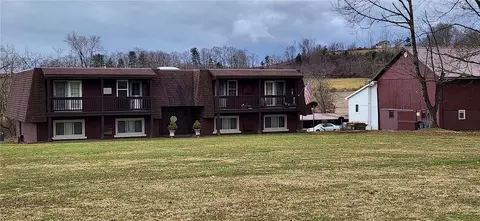 170 Archway Dr, New Alexandria, PA 15670