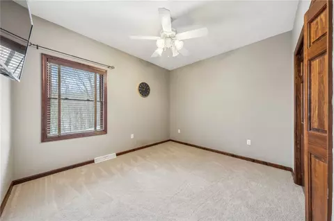 12446 Carmichael Cir, Irwin, PA 15642 photo 35