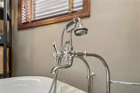 12446 Carmichael Cir, Irwin, PA 15642 photo 25