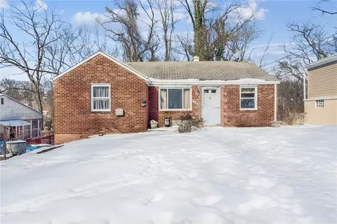 228 Saylong Dr, Pittsburgh, PA 15235