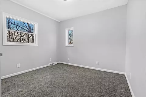 Bedroom - 428 Mars Rd, Mars, PA 16046 photo 2 of 7