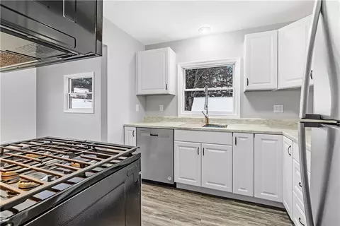 Kitchen - 428 Mars Rd, Mars, PA 16046 photo 1 of 3