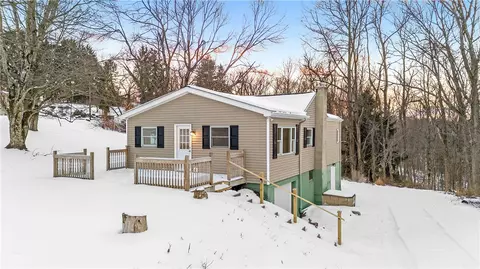 Exterior - 428 Mars Rd, Mars, PA 16046 photo 3 of 4
