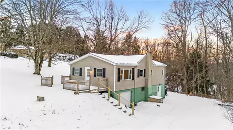 Exterior - 428 Mars Rd, Mars, PA 16046 photo 2 of 4