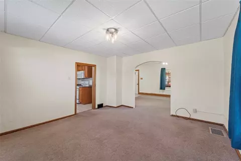 308 Beech St, Vandergrift, PA 15690 photo 11