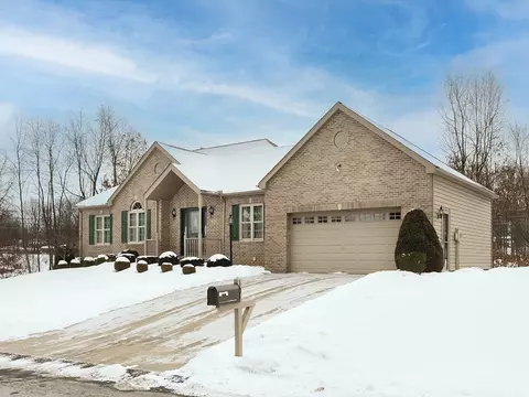 101 Village Dr, Cranberry Township, PA 16066
