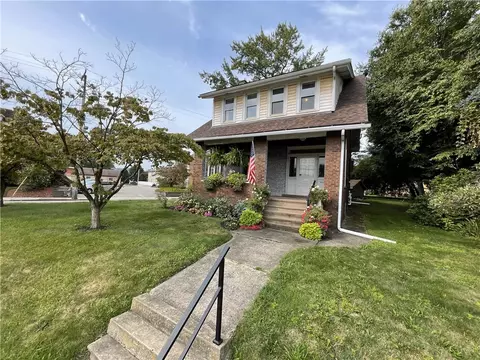 3901 4th Ave, Beaver Falls, PA 15010