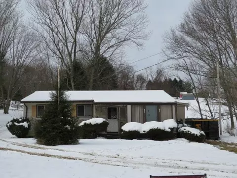 293 Malone Rd, Ruffs Dale, PA 15679