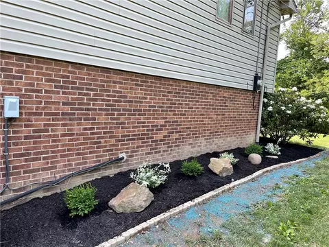 Exterior - 1022 Monaca Rd, Monaca, PA 15061 photo 5 of 8