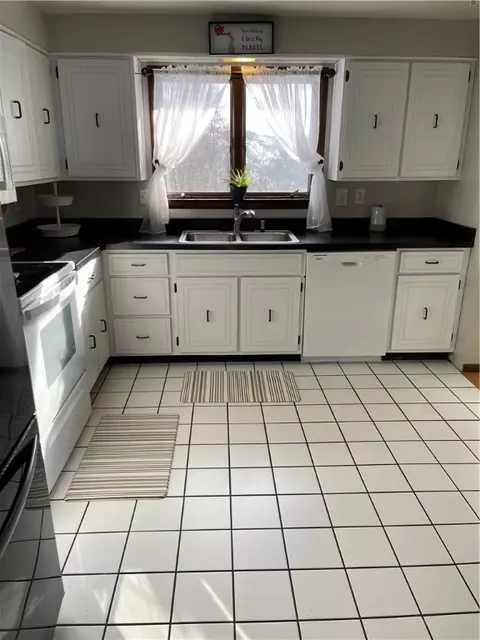 Kitchen - 1022 Monaca Rd, Monaca, PA 15061 photo 1 of 3