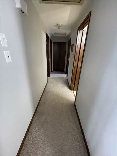 Entry Way - 1022 Monaca Rd, Monaca, PA 15061 photo 4 of 4