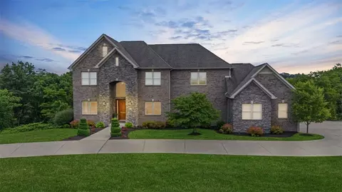 80 Charleston Sq, Sewickley, PA 15143