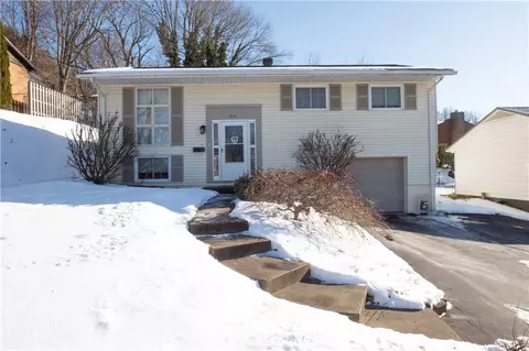 212 Dominican Way, Zelienople, PA 16063