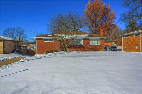 1039 Hedy Lynn Dr, Irwin, PA 15642