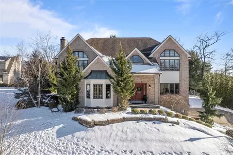 10495 Olde Villa Dr, Gibsonia, PA 15044