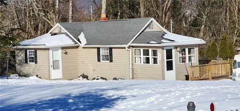 249 Carter Ave, Indiana, PA 15701
