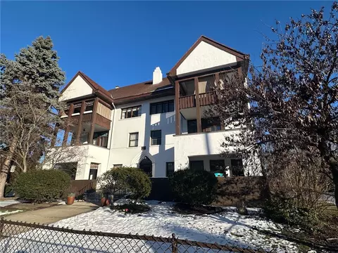 201 End Ave #1, Pittsburgh, PA 15221