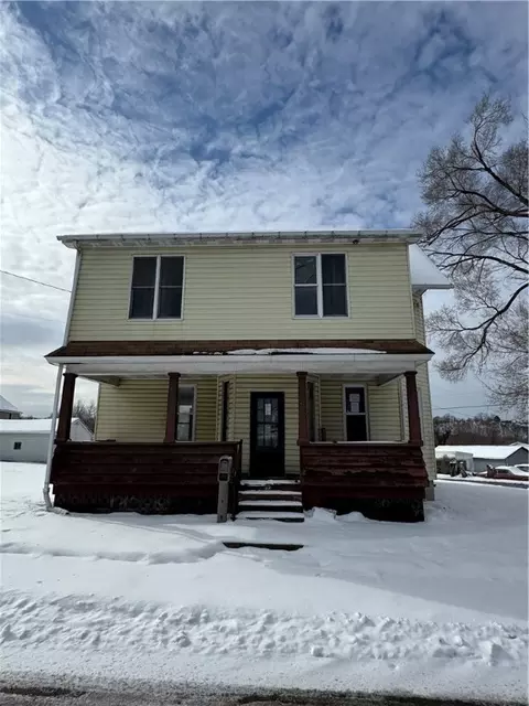 224 Vine St, Connellsville, PA 15425
