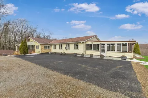 193 Salem Church Rd, Midland, PA 15059