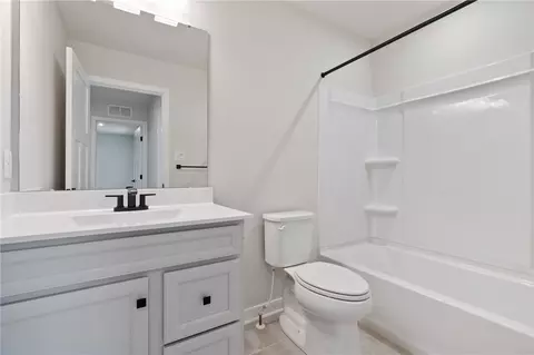 Bath - 113 Olivia Dr, Eighty Four, PA 15330 photo 1 of 4