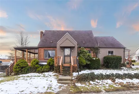 1701 Polk St, Aliquippa, PA 15001
