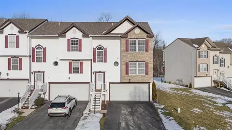 119 Manor View Dr, Manor, PA 15665