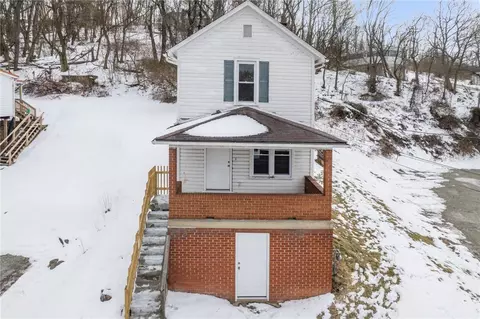 2526 Brown Ave, Grapeville, PA 15634