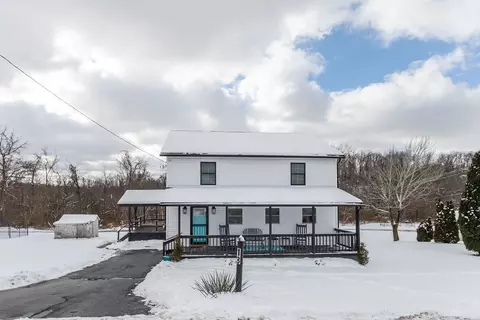 18 Jamison Rd, Uniontown, PA 15401