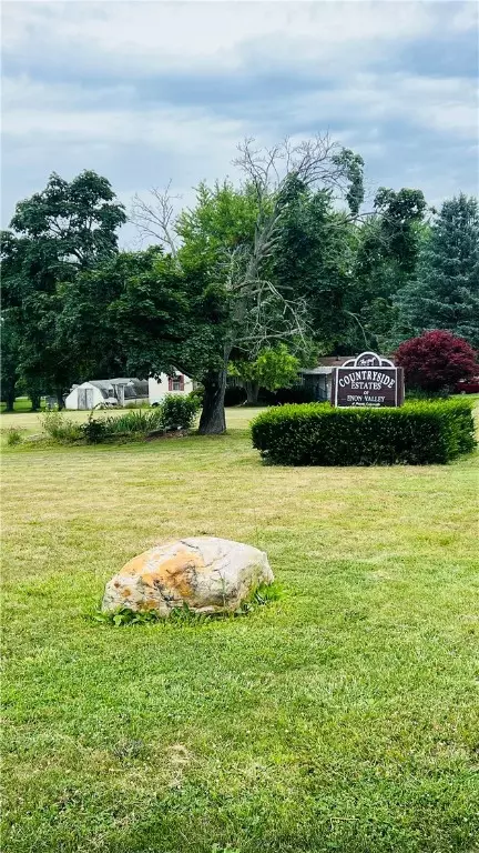 2629 State Route 351, Enon Valley, PA 16120