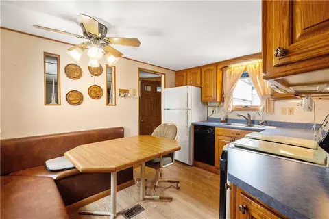 504 Will Ln, Pittsburgh, PA 15236 photo 13