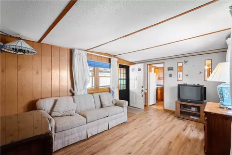 504 Will Ln, Pittsburgh, PA 15236 photo 7