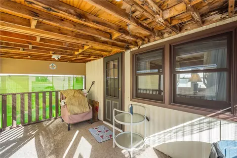504 Will Ln, Pittsburgh, PA 15236 photo 5