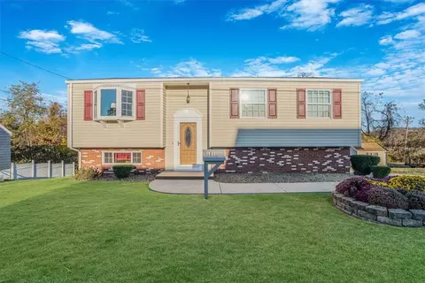 121 Lee Dr, Belle Vernon, PA 15012