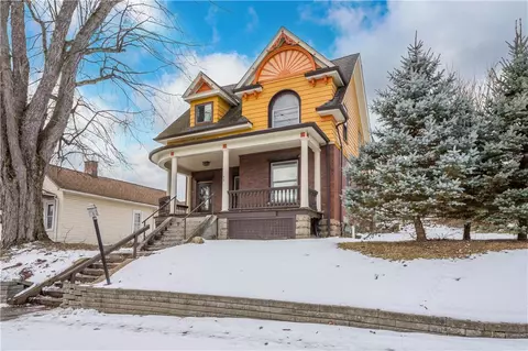 135 North St, Mcdonald, PA 15057
