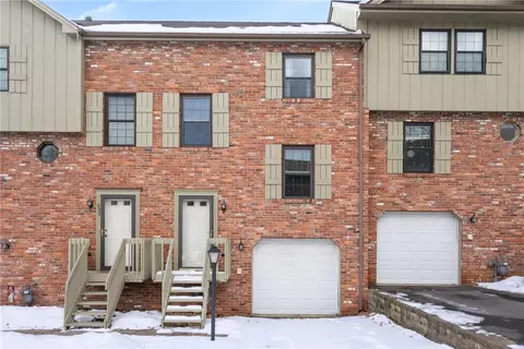 634 Sunset Cir, Cranberry Township, PA 16066