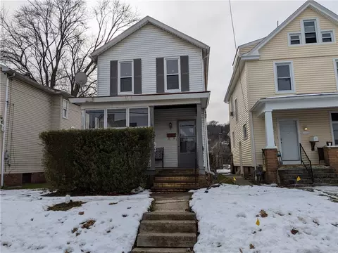 4727 5th Ave, Beaver Falls, PA 15010