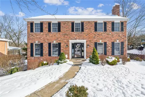 5235 Karrington Dr, Gibsonia, PA 15044