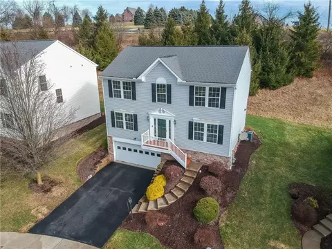 5719 Stockbridge Ct, Mcdonald, PA 15057