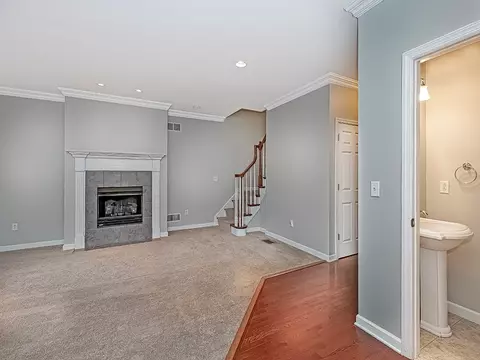 Living - 533 E Vanderbilt Dr, Mars, PA 16046 photo 4 of 9