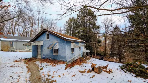 680 Kessler St, Pittsburgh, PA 15210