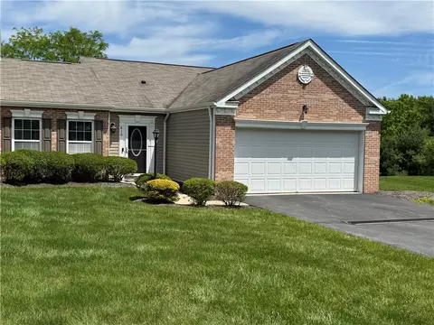 610 Whispering Pines Dr, Gibsonia, PA 15044