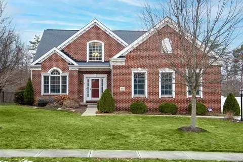 307 Dirkshire Ct, Mars, PA 16046