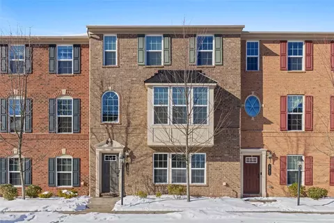 1719 St Johns Ln, Sewickley, PA 15143
