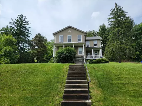 101 Dempe St, Mcdonald, PA 15057